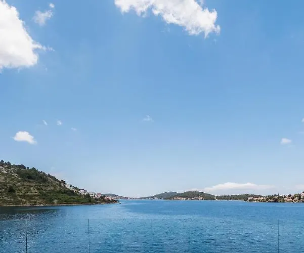 House Galesic 别墅 Podglavica